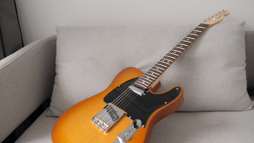 Une Telecaster qui ne demande qu'une chose : être jouée